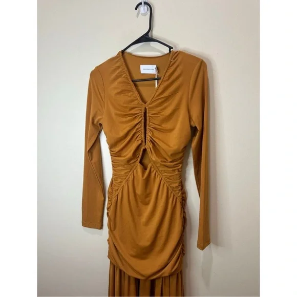 Chic Long Sleeve Mustard Dress - Picture 3 of 6